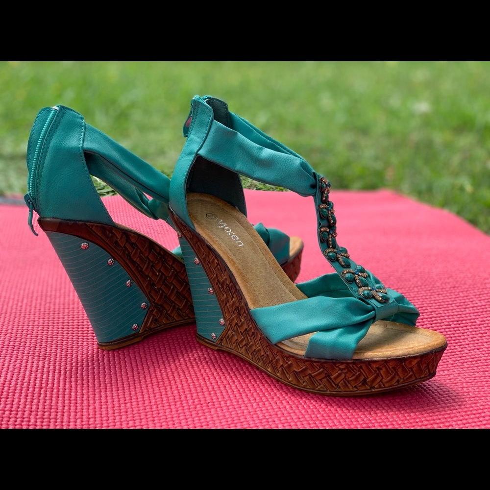 Teal Wedges